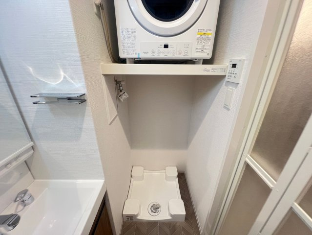 シャテーニュ上本町の洗面所