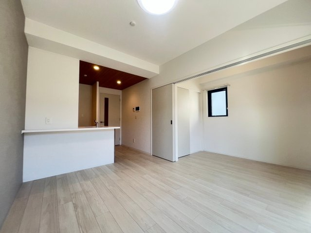シャテーニュ上本町の内装