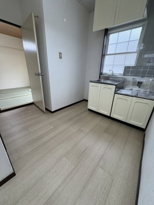 【居間・リビング】 | コーポアイリス