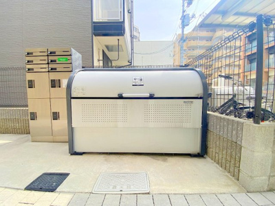 【その他共用部分】 | ラ・ローザ | ごみ置き場は敷地内にございます