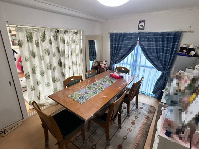 甲南西灘ハイムの居間・リビング