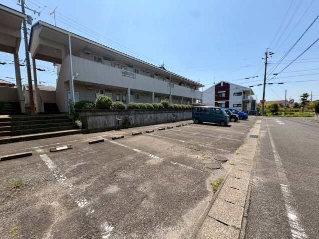 ヒルズ池下　A棟の外観