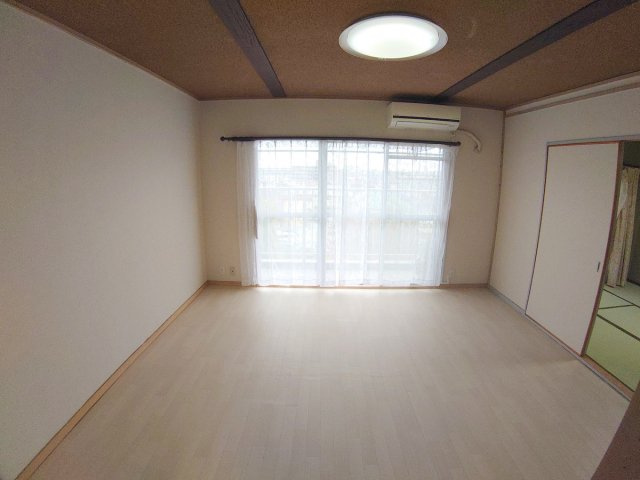 【居間・リビング】 | 光明住宅3号棟