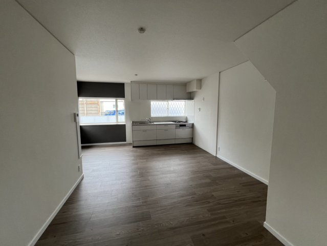 岡山5丁目中古戸建の居間・リビング|リビングです