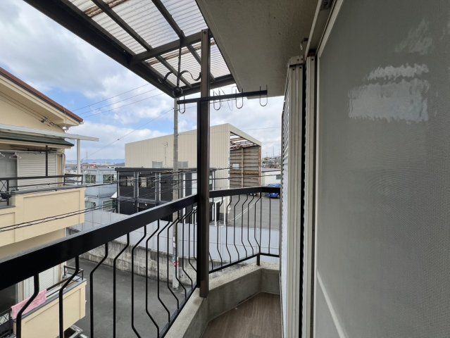 岡山5丁目中古戸建のバルコニー|落ち着いた時間を過ごせるバルコニーです