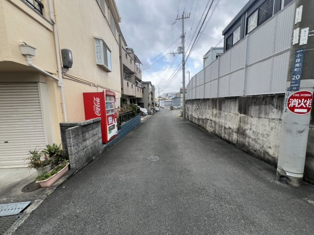 岡山5丁目中古戸建の前面道路含む現地写真|前面道路含む現地写真です
