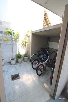 【駐車場】 | デュアル・M | 敷地内に駐輪場があります(^^)/