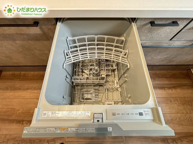 熊谷市久保島　第2期　新築戸建　ワイウッドコート　　01の設備|食器洗い乾燥機付きなので、家事も時短できます！