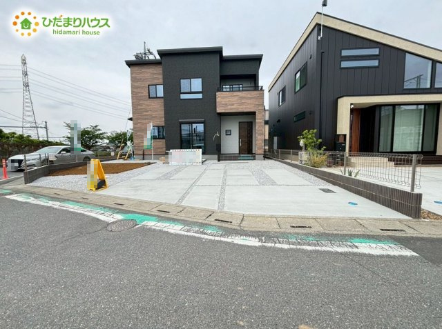 熊谷市久保島　第2期　分譲戸建　ワイウッドコート　　01の駐車場|並列駐車2台可能★
急な来客時にも安心です！