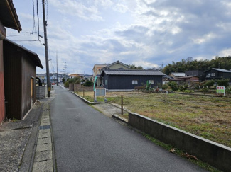 【前面道路含む現地写真】 | 鳥取市布勢 土地
