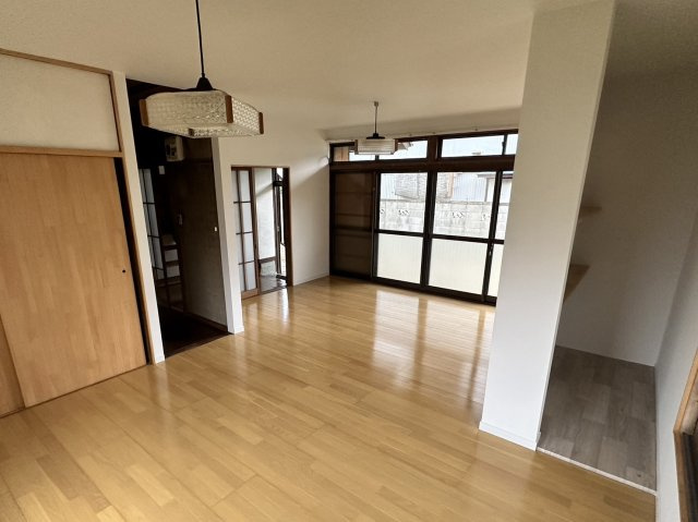 【居間・リビング】