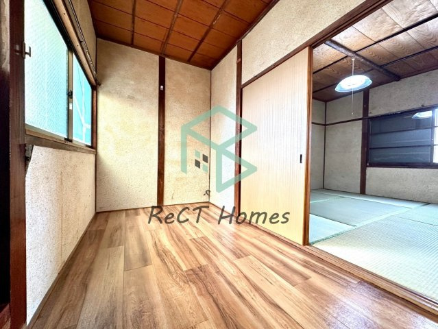 明石市太寺天王町の一戸建ての居間・リビング