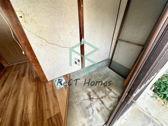 明石市太寺天王町の一戸建ての玄関