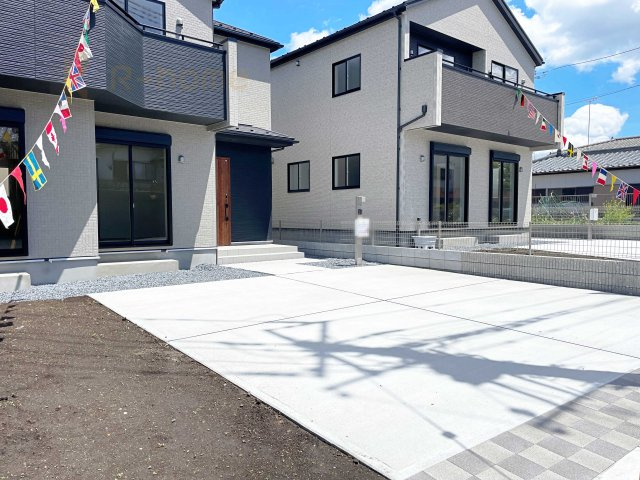 水戸市東赤塚　新築戸建て　4号棟の駐車場|カースペースは2台お停めいただけます♪