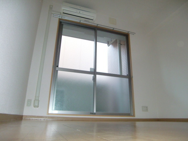 サンテラスエクセルガーデンの洋室