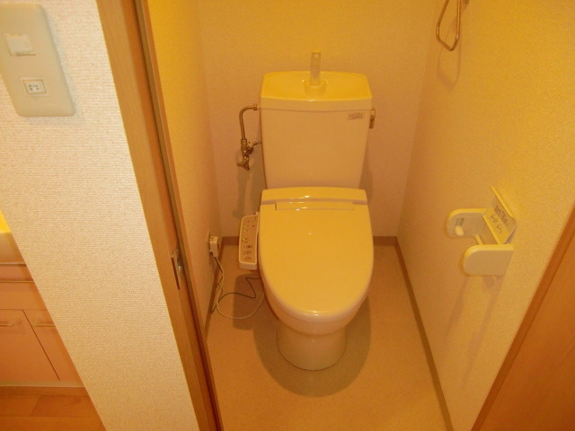 サンテラスエクセルガーデンのトイレ