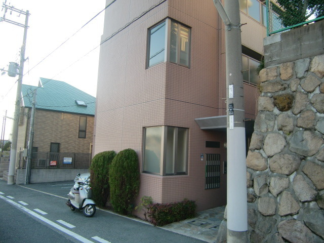 サンテラスエクセルガーデンの外観