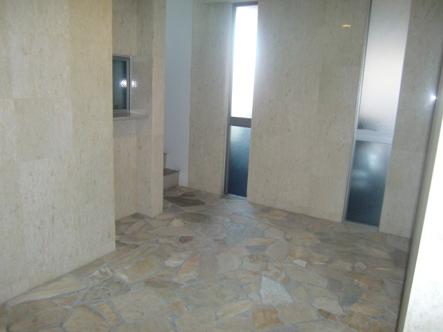 サンテラスエクセルガーデンのエントランス