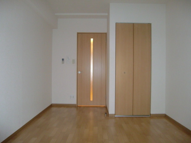 サンテラスエクセルガーデンの居間・リビング