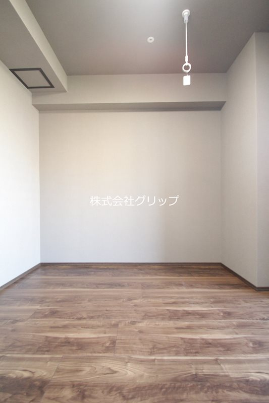 Le'a横濱大通り公園弐番館の洋室