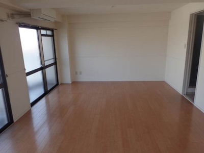 【居間・リビング】 | サザンコート枝松・