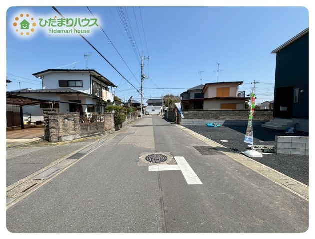 熊谷市久下　第12　クレイドルガーデン　03の前面道路含む現地写真