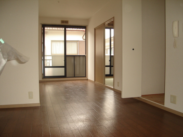 ラス・ブリーサスのその他