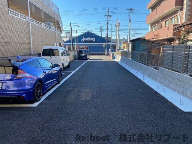 SHELL MAISON（シェル メゾン） の駐車場