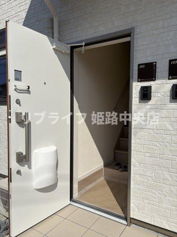 アイリスパレスの玄関