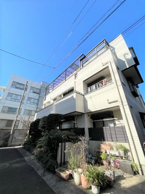 ブエナスエルテの外観