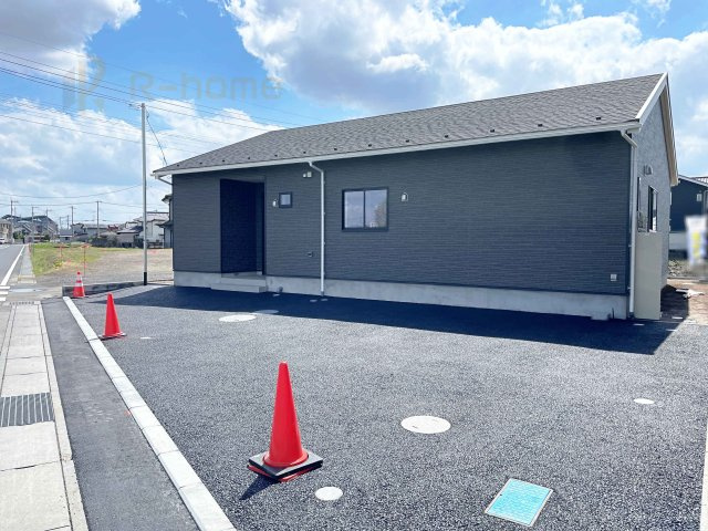 水戸市三湯町第1　新築戸建て　1号棟の駐車場|カースペースは2台お停めいただけます♪