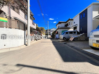 【前面道路含む現地写真】