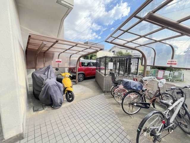 フィオレ井尻の駐輪場