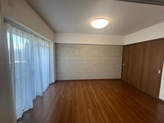 フィオレ井尻の居間・リビング