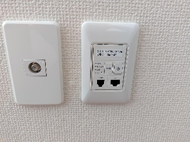 クレアージュ小中野Bの駐車場