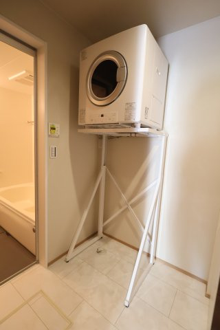 【その他】 | 《仲介手数料無料》南区白幡６丁目1373-7(全1戸)新築一戸建てFelidiaGarden | ガス乾燥機付き撮影日 2025年8月21日 13:20 晴れ
撮影日 2025年8月21日 13:20 晴れ