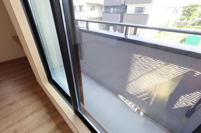 《仲介手数料無料》南区白幡６丁目1373-7(全1戸)新築一戸建てFelidiaGardenのバルコニー|撮影日 2025年8月21日 13:20 晴れ