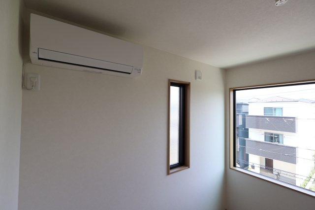 《仲介手数料無料》南区白幡６丁目1373-7(全1戸)新築一戸建てFelidiaGardenの設備|エアコン付き
撮影日 2025年8月21日 13:20 晴れ