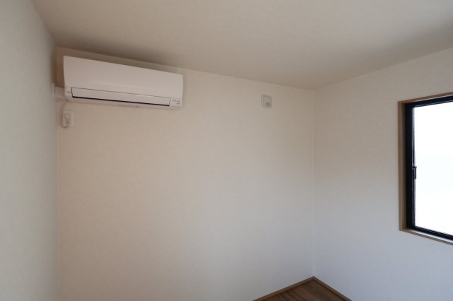 《仲介手数料無料》南区白幡６丁目1373-7(全1戸)新築一戸建てFelidiaGardenの設備|エアコン付き
撮影日 2025年8月21日 13:20 晴れ