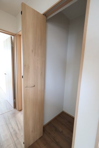 【収納】 | 《仲介手数料無料》南区白幡６丁目1373-7(全1戸)新築一戸建てFelidiaGarden | 撮影日 2025年8月21日 13:20 晴れ