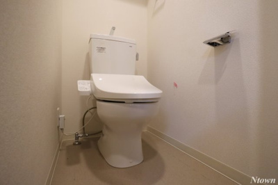 【トイレ】 | プレサンス名古屋駅ゲート | 落ち着いた色調のトイレです