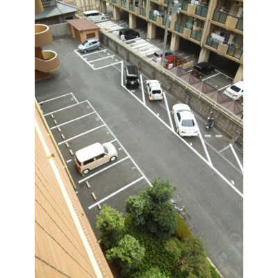 【駐車場】 | シャトー・レイクルイーズ