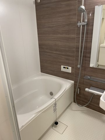 三重県四日市市　アズールの浴室