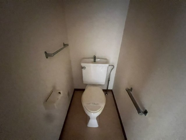 アーニスト野中のトイレ