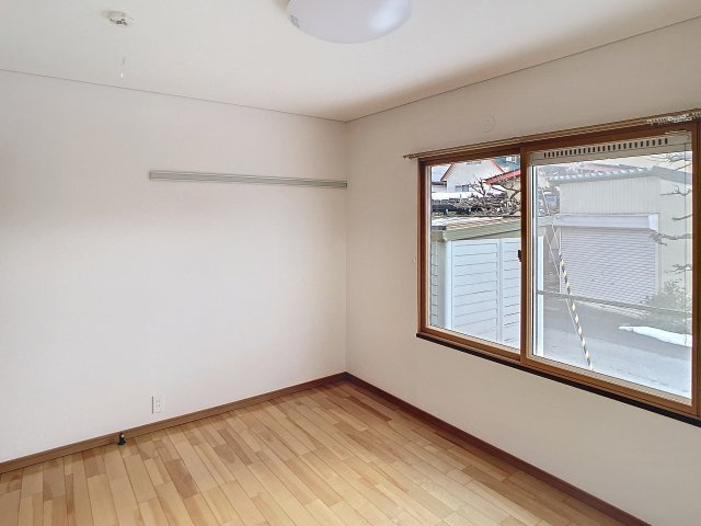 メゾンロイヤルBの洋室