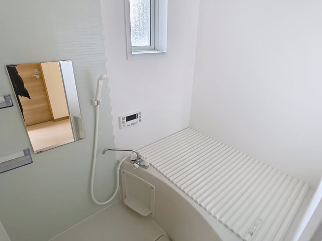 メゾンロイヤルBの浴室