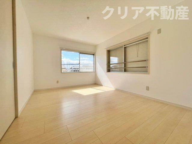 【洋室】 | 伊勢崎市韮塚町　中古住宅