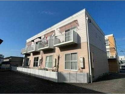 DUPLEX EXCE B棟の外観