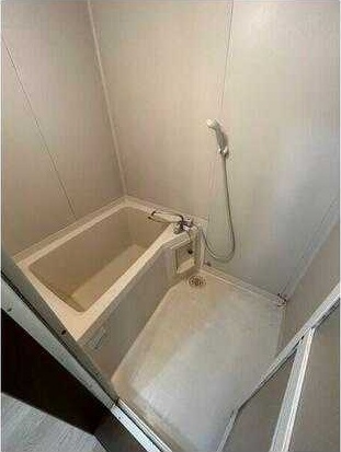 DUPLEX EXCE B棟の浴室