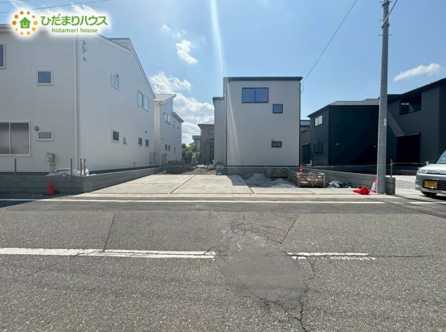 熊谷市美土里　第3　新築戸建　リーブルガーデン　03の駐車場|カースペースは4台分確保!(^^)!